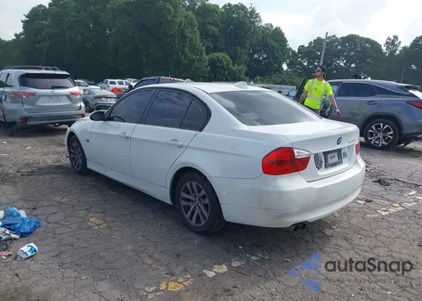 2007 BMW 328Xi z USA, uszkodzony, nr VIN WBAVC93557K033824